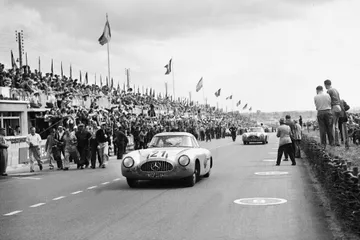 1952 : Le moteur à injection directe